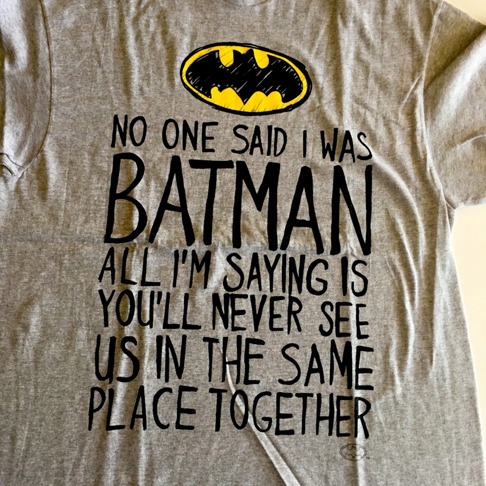 DC Comics Batman Licensed Men’s Tshirt XL. New